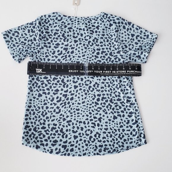 INK + IVY Animal Print top - Picture 5 of 6